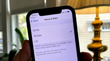 丁青苹果手机维修分享iPhone 12如何打开或关闭5G网络 